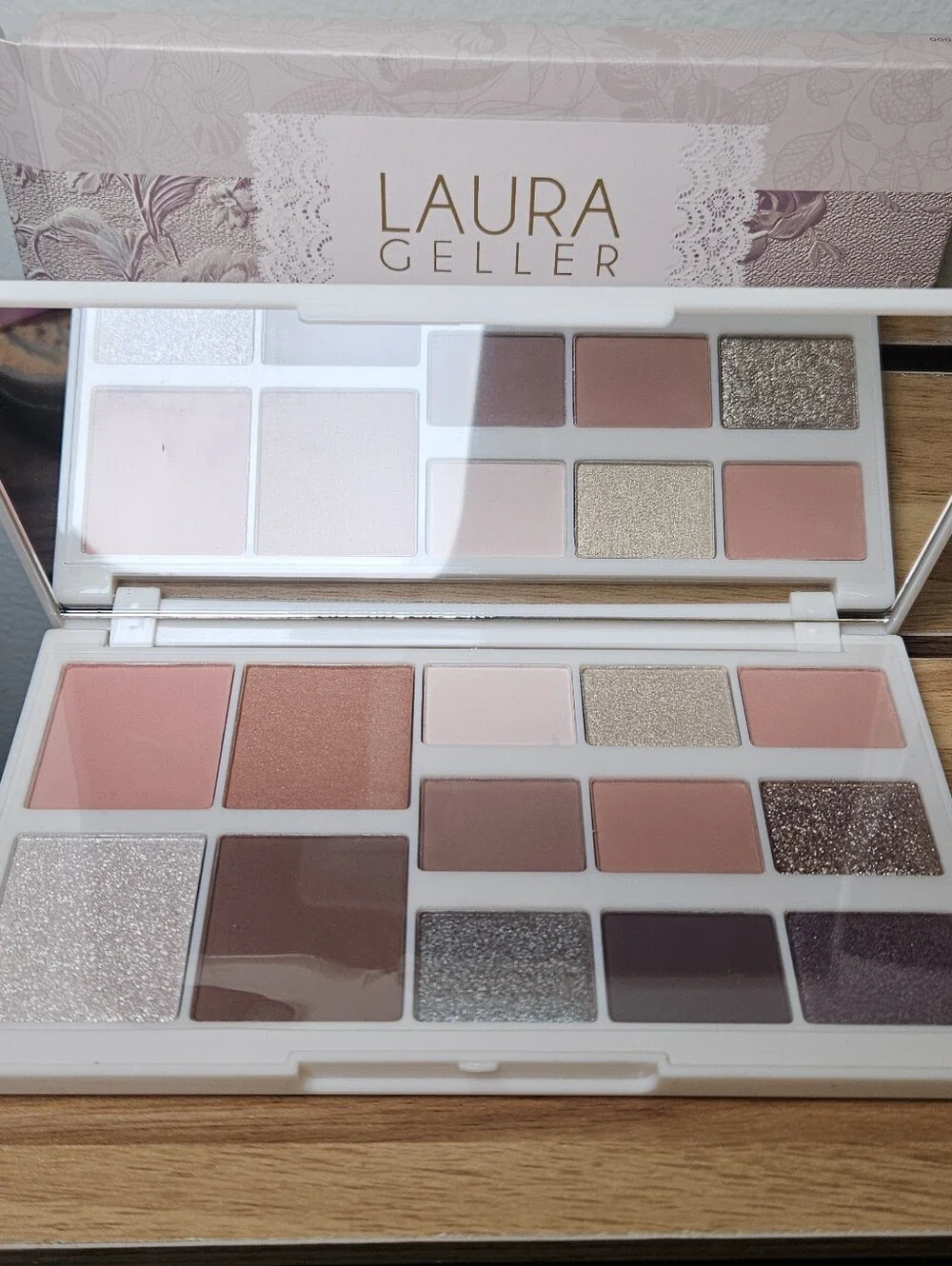 Laura Geller Passport To Pretty The Scenic Route Eye Palette